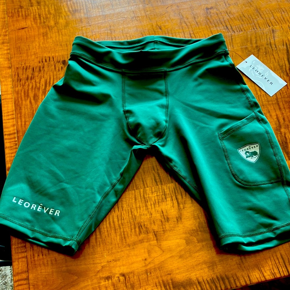 Men’s compression shorts, size medium forest, green color